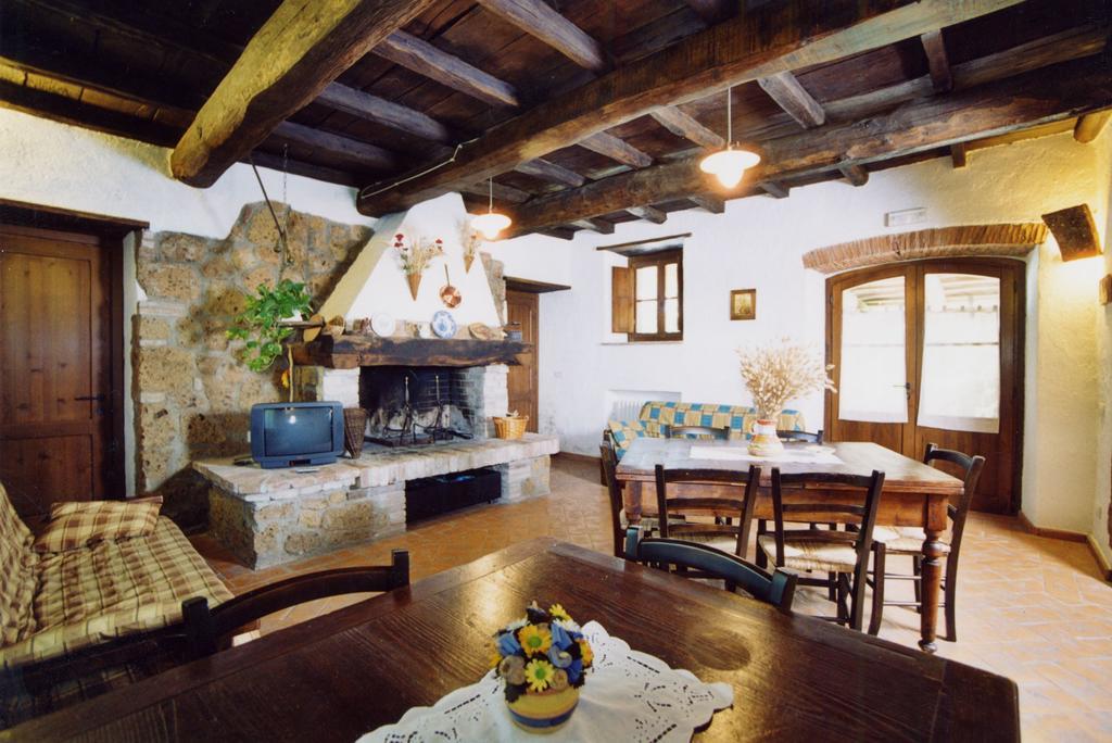 Willa Agriturismo Poggio Porsenna - Con Piscina Proceno Zewnętrze zdjęcie